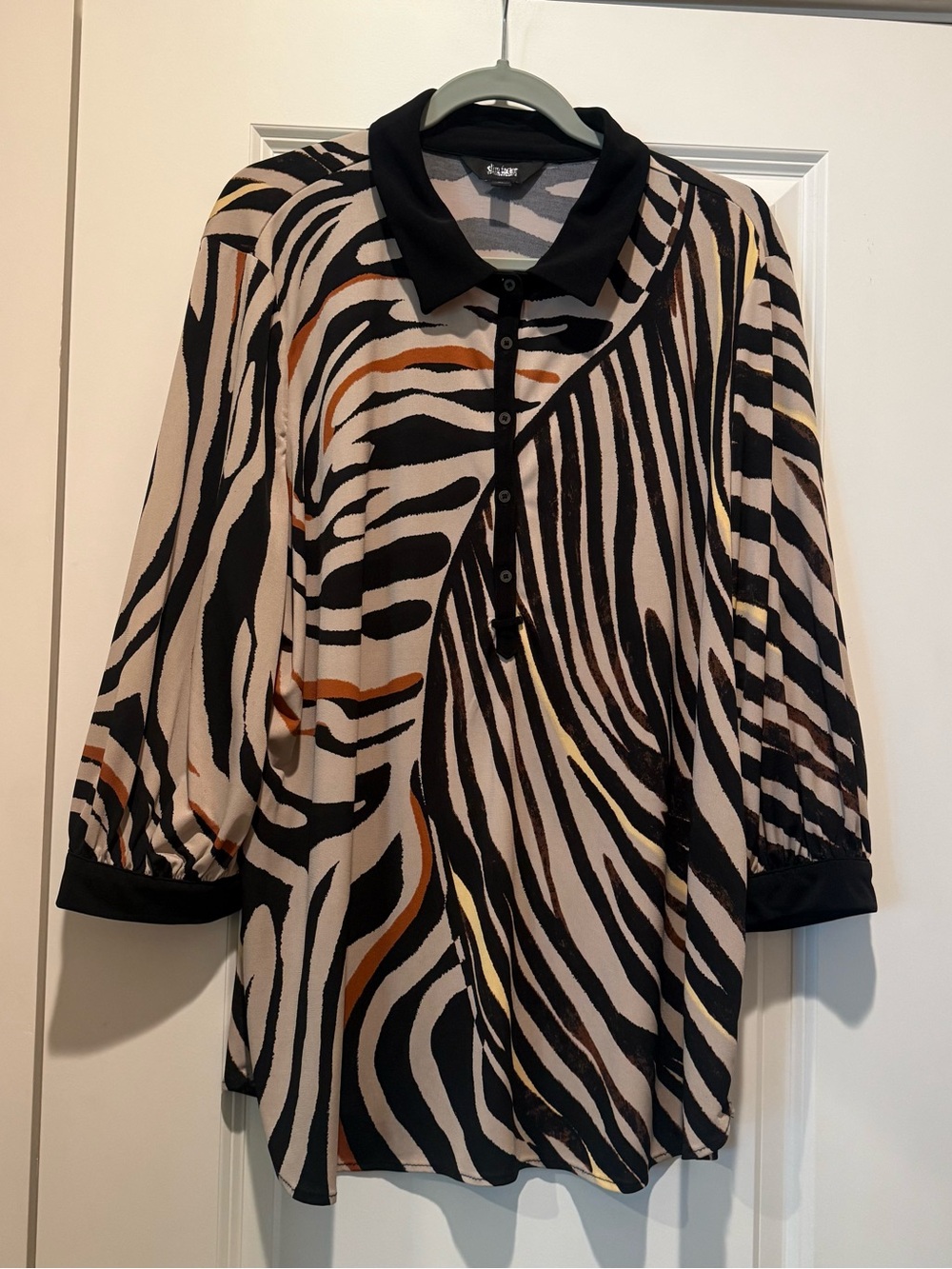 Slim Factor by Investments Women XL Black Tan Zebra Print Blouse Top Shirt